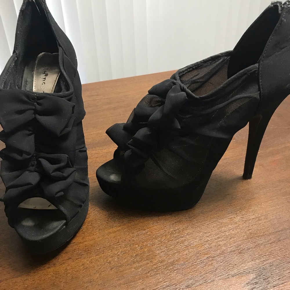 Chinese laundry stiletto heels